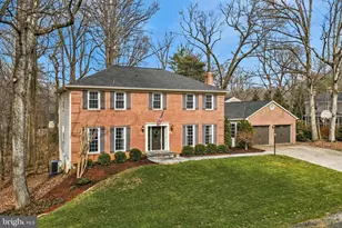 11202 Cranbrook Ln, Oakton, VA 22124 - Photo 3