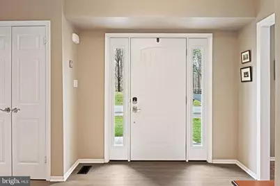 11202 Cranbrook Lane, Oakton, VA 22124 - Photo 5