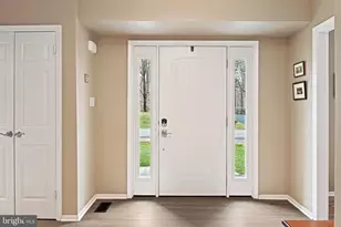 11202 Cranbrook Ln, Oakton, VA 22124 - Photo 5