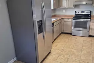 6998 Admetus Ct, Alexandria, VA 22315 - Photo 3