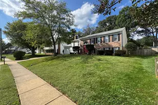 7918 Edinburgh Dr, Springfield, VA 22153 - Photo 5
