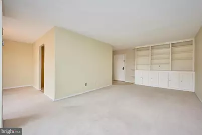 2300 Pimmit Drive #912, Falls Church, VA 22043 - Photo 13