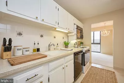 2300 Pimmit Drive #912, Falls Church, VA 22043 - Photo 11