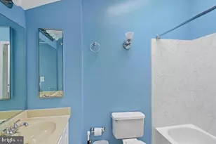 4223 Sauterne Ct, Chantilly, VA 20151 - Photo 11