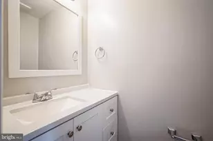 4834 Nash Dr, Fairfax, VA 22032 - Photo 11