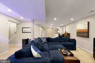 11688 Stockbridge Ln, Reston, VA 20194 - Photo 23