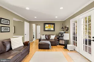 11688 Stockbridge Ln, Reston, VA 20194 - Photo 11