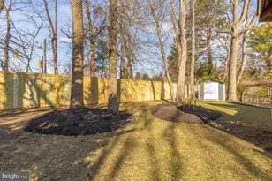 11688 Stockbridge Ln, Reston, VA 20194 - Photo 43