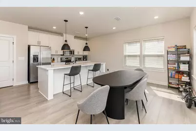 12850 Mosaic Park Way #B, Herndon, VA 20171 - Photo 7