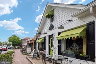 9910 Chase Hill Ct, Vienna, VA 22182 - Photo 55