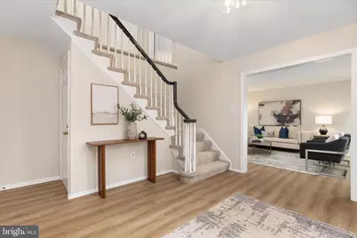 9910 Chase Hill Court, Vienna, VA 22182 - Photo 5