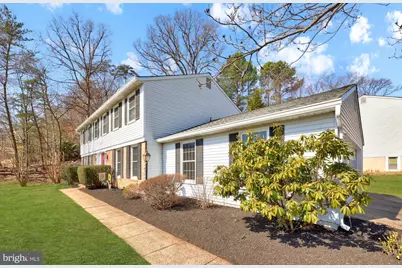 8410 Terra Woods Drive, Springfield, VA 22153 - Photo 3