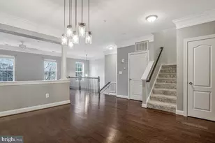 8045 Gatehouse Rd, Falls Church, VA 22042 - Photo 5