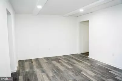 625 Center Street #T3, Herndon, VA 20170 - Photo 11