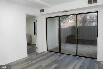 625 Center Street #T3, Herndon, VA 20170 - Photo 15