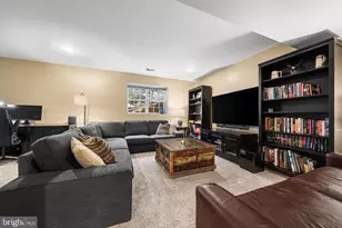 2784 Devonshire Garden Ct, Falls Church, VA 22042 - Photo 39