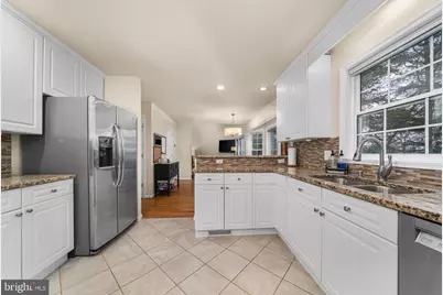 2784 Devonshire Garden Court, Falls Church, VA 22042 - Photo 17