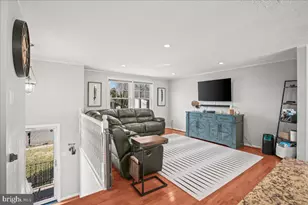 5829 Parakeet Dr, Burke, VA 22015 - Photo 3