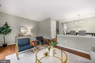 5822 Burke Manor Ct, Burke, VA 22015 - Photo 17