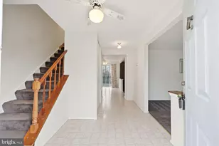 10302 Steamboat Landing Ln, Burke, VA 22015 - Photo 3