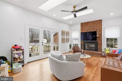 8656 Tuttle Road, Springfield, VA 22152 - Photo 9