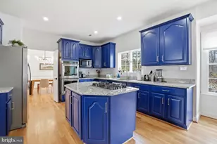 8656 Tuttle Rd, Springfield, VA 22152 - Photo 7