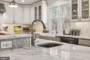 6221 Ballsford Dr, Fairfax Station, VA 22039 - Photo 19