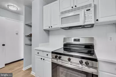 3245 Rio Drive #307, Falls Church, VA 22041 - Photo 5