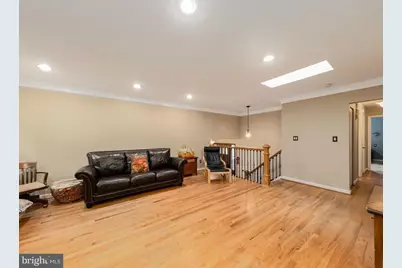 8706 Braeburn Drive, Annandale, VA 22003 - Photo 9