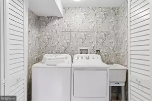 5909 Ridge View Dr, Alexandria, VA 22310 - Photo 27