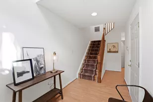 13513 Lavender Mist Ln, Centreville, VA 20120 - Photo 3