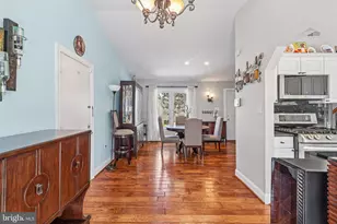 13501 King Charles Dr, Chantilly, VA 20151 - Photo 17