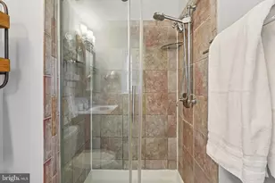 13501 King Charles Dr, Chantilly, VA 20151 - Photo 43