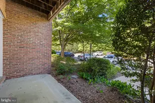 6551 Grange Ln, Alexandria, VA 22315 - Photo 23