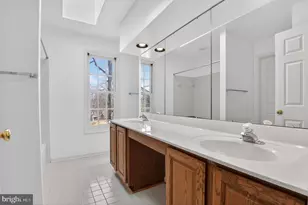 8301 Kings Ridge Ct, Springfield, VA 22153 - Photo 15