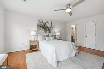 9932 Longford Court, Vienna, VA 22181 - Photo 17