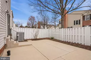 9932 Longford Ct, Vienna, VA 22181 - Photo 37