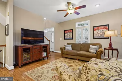 4201 Lower Park Drive, Fairfax, VA 22030 - Photo 9