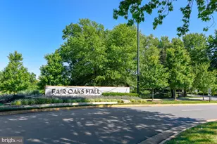 4201 Lower Park Dr, Fairfax, VA 22030 - Photo 57