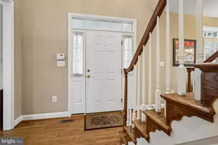 4201 Lower Park Dr, Fairfax, VA 22030 - Photo 3