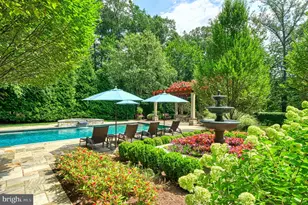 10914 Shallow Creek Dr, Great Falls, VA 22066 - Photo 59