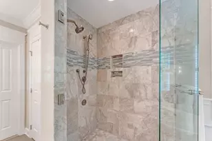 10914 Shallow Creek Dr, Great Falls, VA 22066 - Photo 35