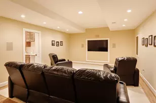 10914 Shallow Creek Dr, Great Falls, VA 22066 - Photo 49