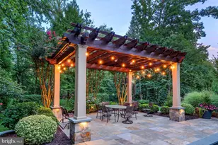 10914 Shallow Creek Dr, Great Falls, VA 22066 - Photo 103