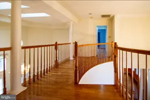 [Address not provided], Vienna, VA 22182 - Photo 11