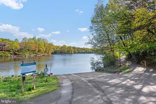 11735 Ledura Ct, Reston, VA 20191 - Photo 27