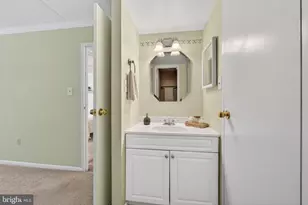 11735 Ledura Ct, Reston, VA 20191 - Photo 13