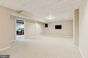 2698 Linda Marie Dr, Oakton, VA 22124 - Photo 43