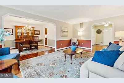 2698 Linda Marie Drive, Oakton, VA 22124 - Photo 9