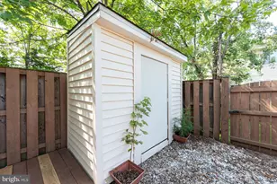 13349 Shea Pl, Herndon, VA 20170 - Photo 23